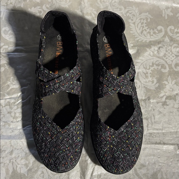 BM Bernie Mev. Wedge Shoes 38 (7.5-8) Pictures are the description~VGC - Picture 1 of 6